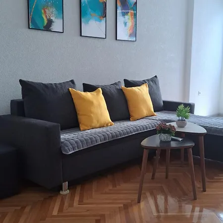 Apartment 13 *